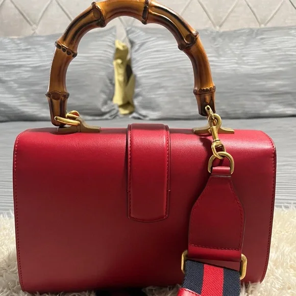 New Gucci Dionysus  New Striped Bamboo-Top Handle Medium Red Blue White - Picture 2 of 6